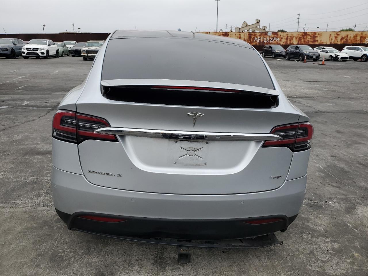 2017 Tesla Model X VIN: 5YJXCAE20HF061156 Lot: 64602955