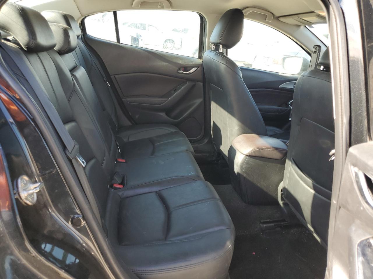 2017 Mazda 3 Touring VIN: 3MZBN1V78HM125792 Lot: 66915125