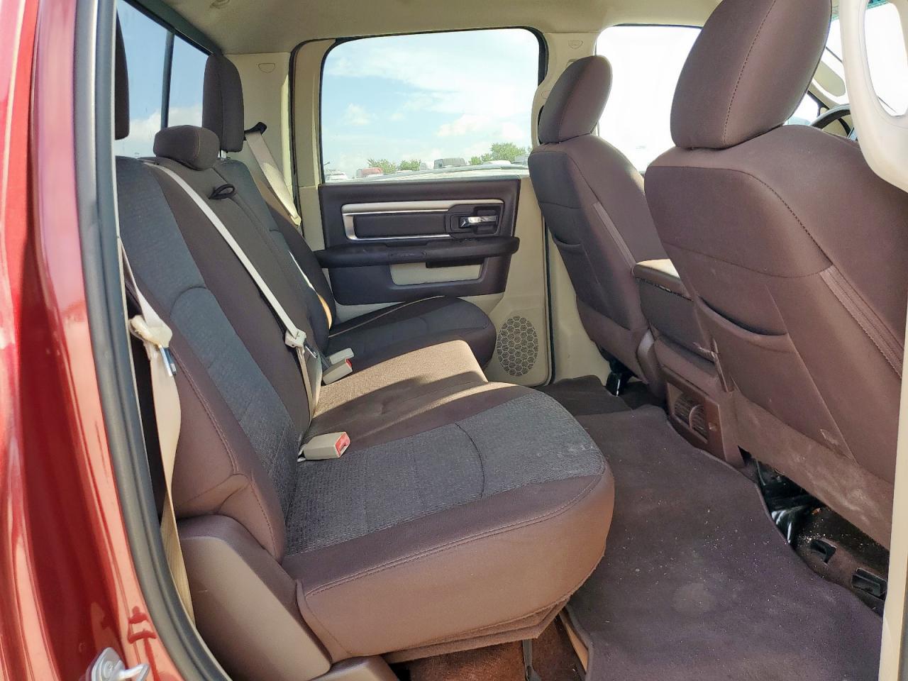 2017 Ram 1500 Slt VIN: 3C6RR6LT6HG687263 Lot: 66166175