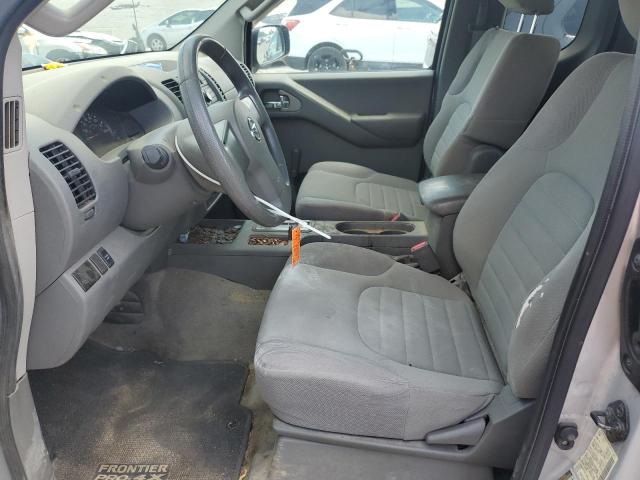 Пикапы NISSAN FRONTIER 2012 Серебристый
