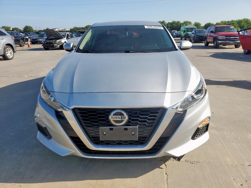  NISSAN ALTIMA 2019 Srebrny