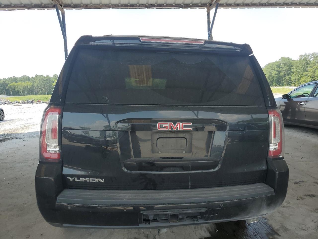 2018 GMC Yukon Sle VIN: 1GKS1AKC2JR107068 Lot: 63998195