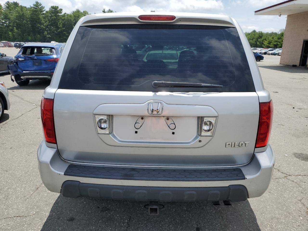 2004 Honda Pilot Lx VIN: 2HKYF18174H614881 Lot: 62088355
