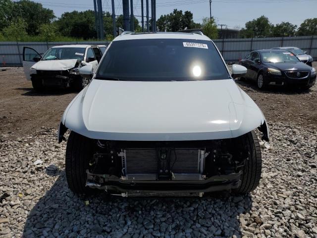  VOLKSWAGEN TIGUAN 2021 Белы