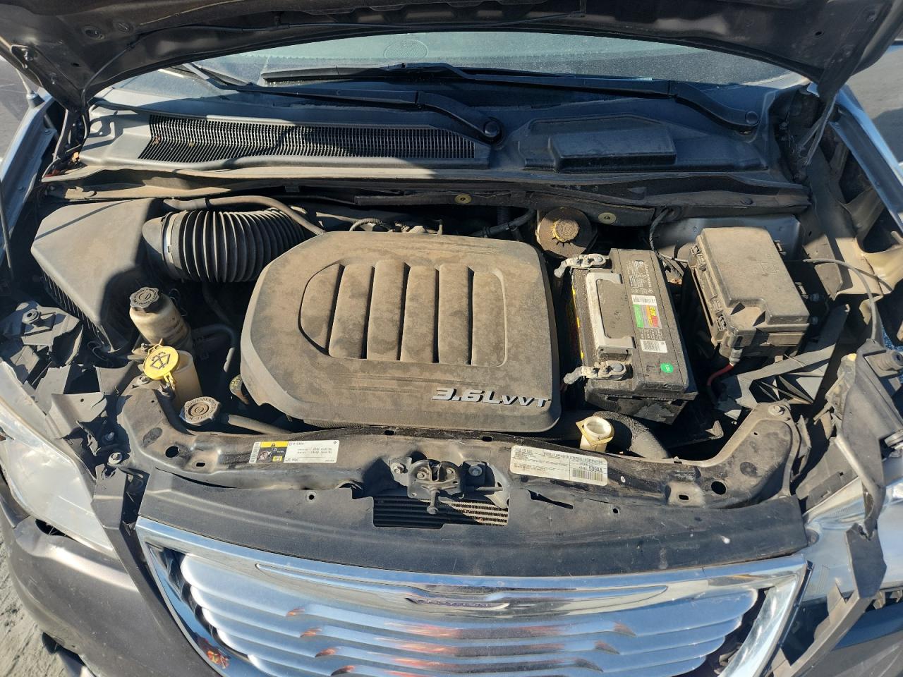 2016 Chrysler Town & Country Touring VIN: 2C4RC1BG1GR294944 Lot: 64686945