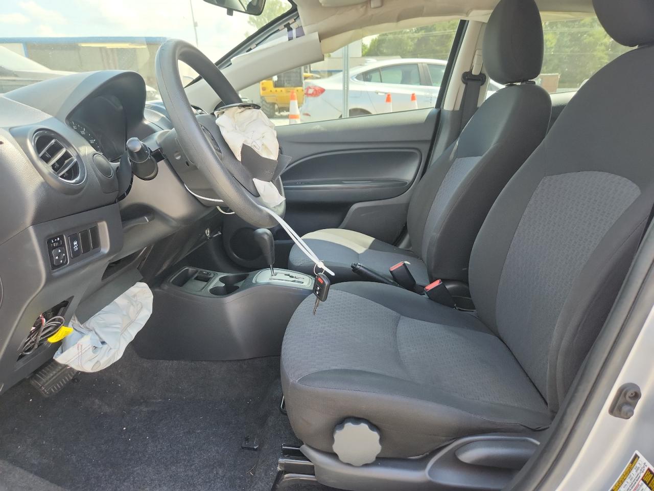 ML32A3HJ4KH013930 2019 Mitsubishi Mirage Es