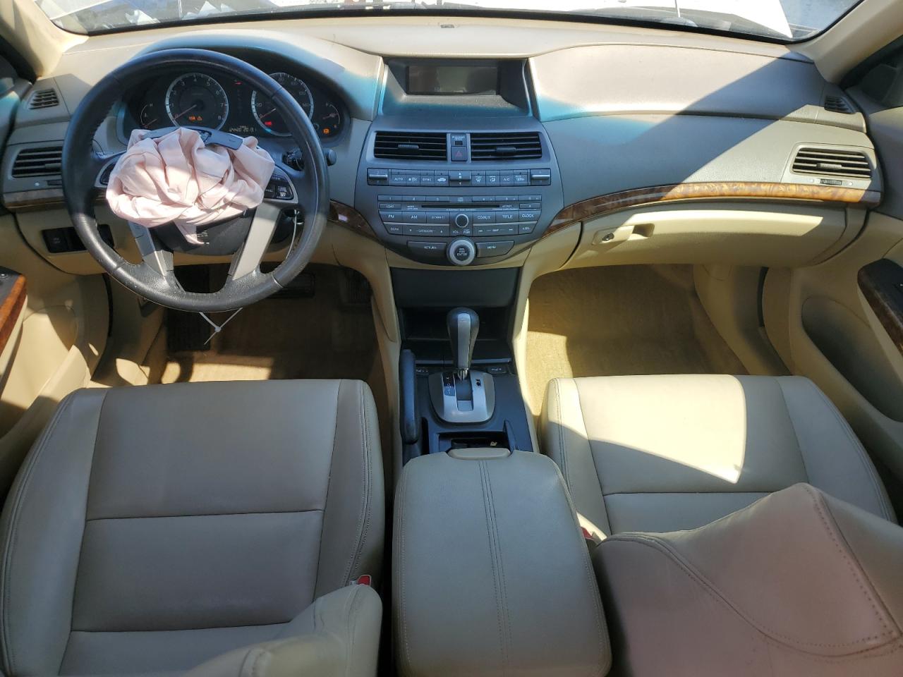 2010 Honda Accord Exl VIN: 1HGCP3F80AA008233 Lot: 64877955