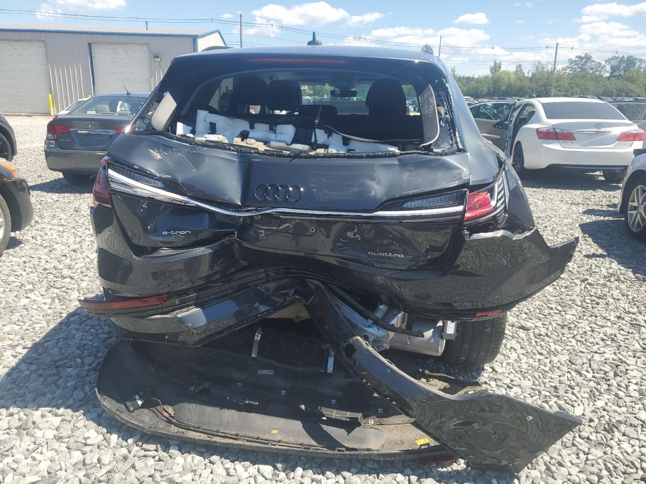 wa1vaage6mb002947 WA1VAAGE6MB002947 2021 Audi E-Tron Prestige