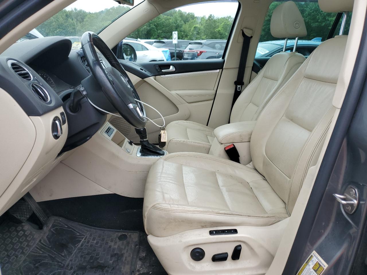 2013 Volkswagen Tiguan S VIN: WVGBV3AX8DW612372 Lot: 64179515