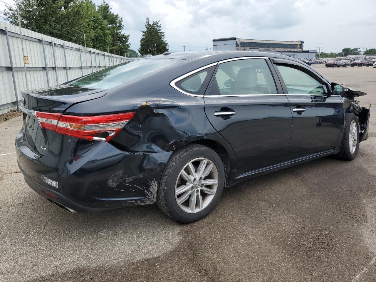 2015 Toyota Avalon Xle VIN: 4T1BK1EB8FU144525 Lot: 64692865