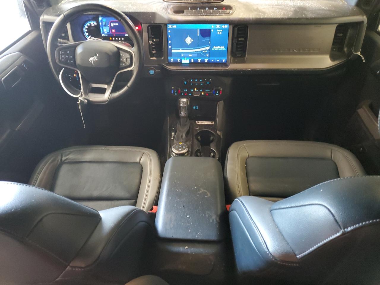 2022 Ford Bronco Base VIN: 1FMEE5DP1NLA75464 Lot: 63339015