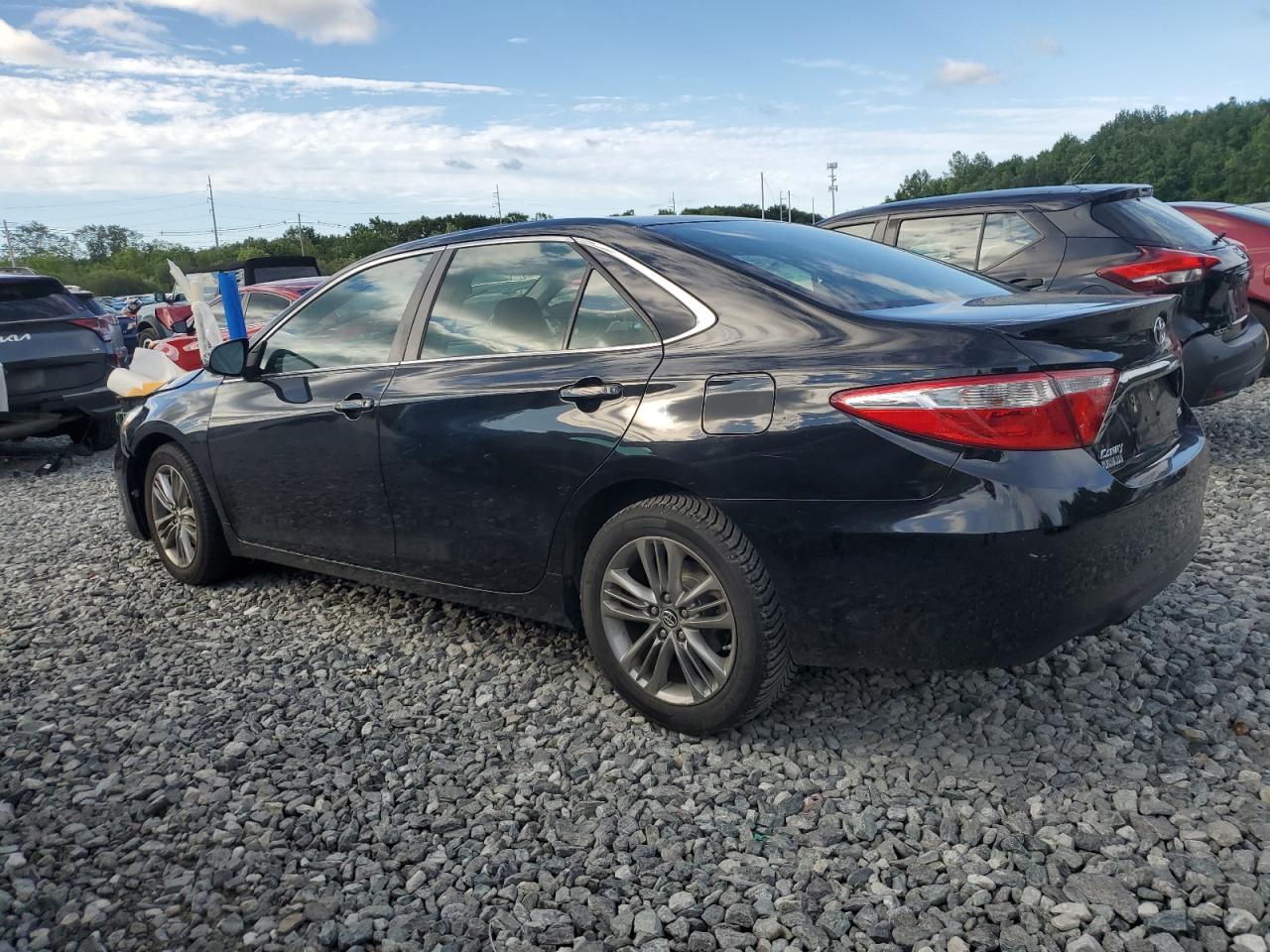 2015 Toyota Camry Le VIN: 4T1BF1FK9FU889951 Lot: 64621855