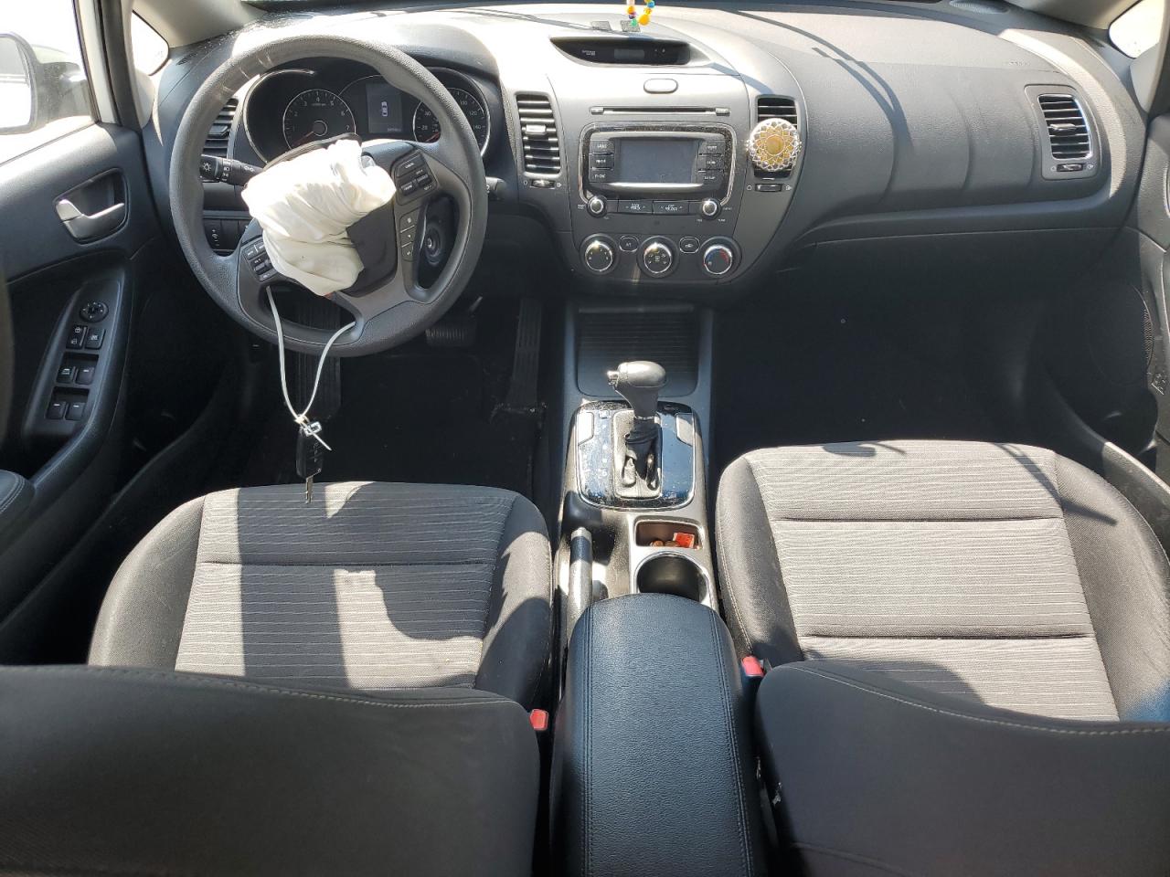 2017 Kia Forte Lx VIN: 3KPFL4A77HE006093 Lot: 64418445