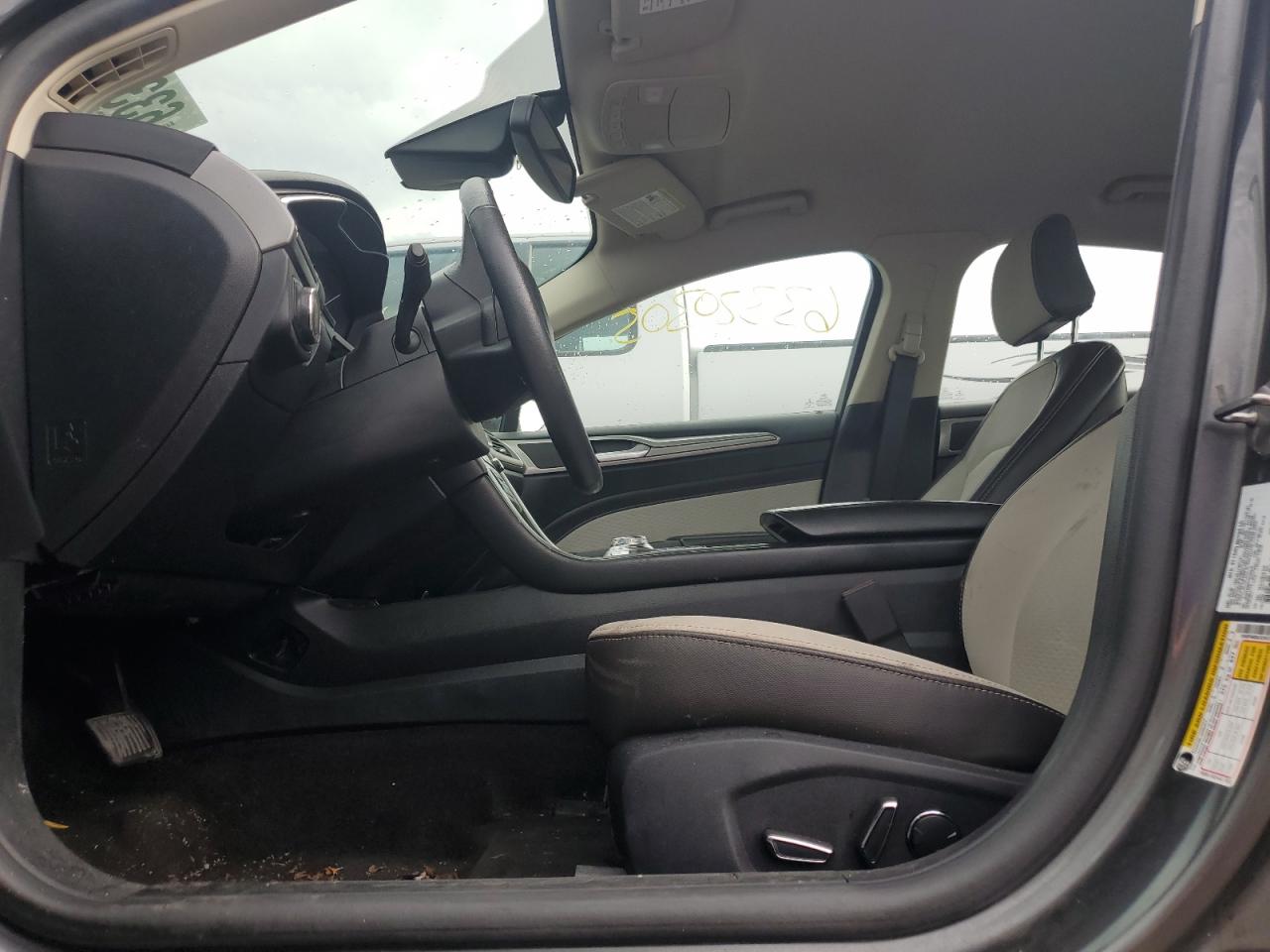 2020 Ford Fusion Se VIN: 3FA6P0HD8LR250318 Lot: 63320305