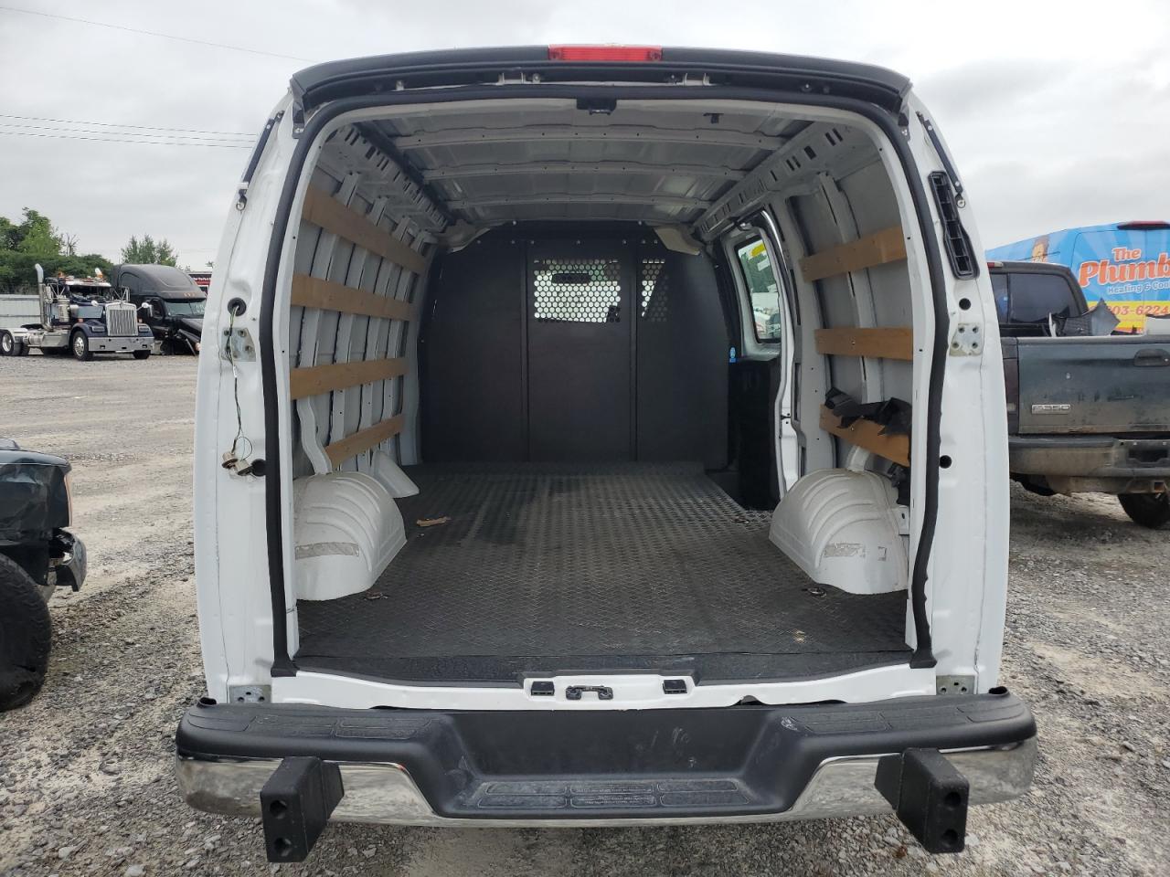 2024 Chevrolet Express G2500 VIN: 1GCWGAFP7R1272486 Lot: 64593805