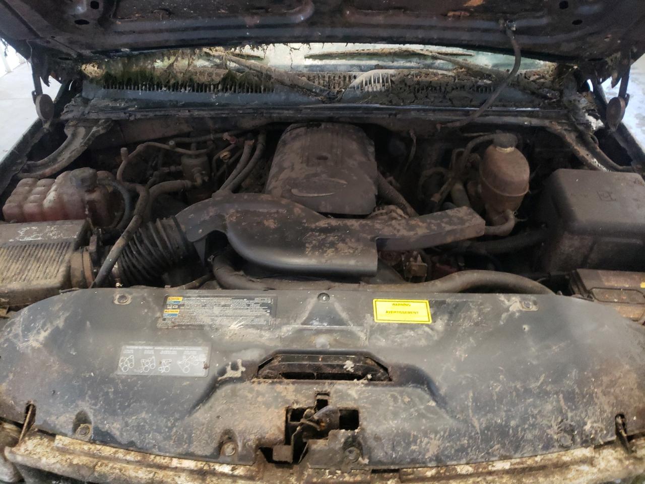 2004 Chevrolet Suburban K1500 VIN: 1GNFK16T84J211238 Lot: 62855065