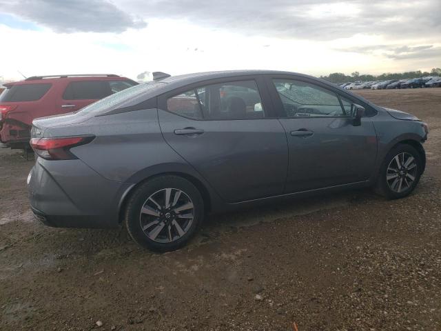  NISSAN VERSA 2021 Серый