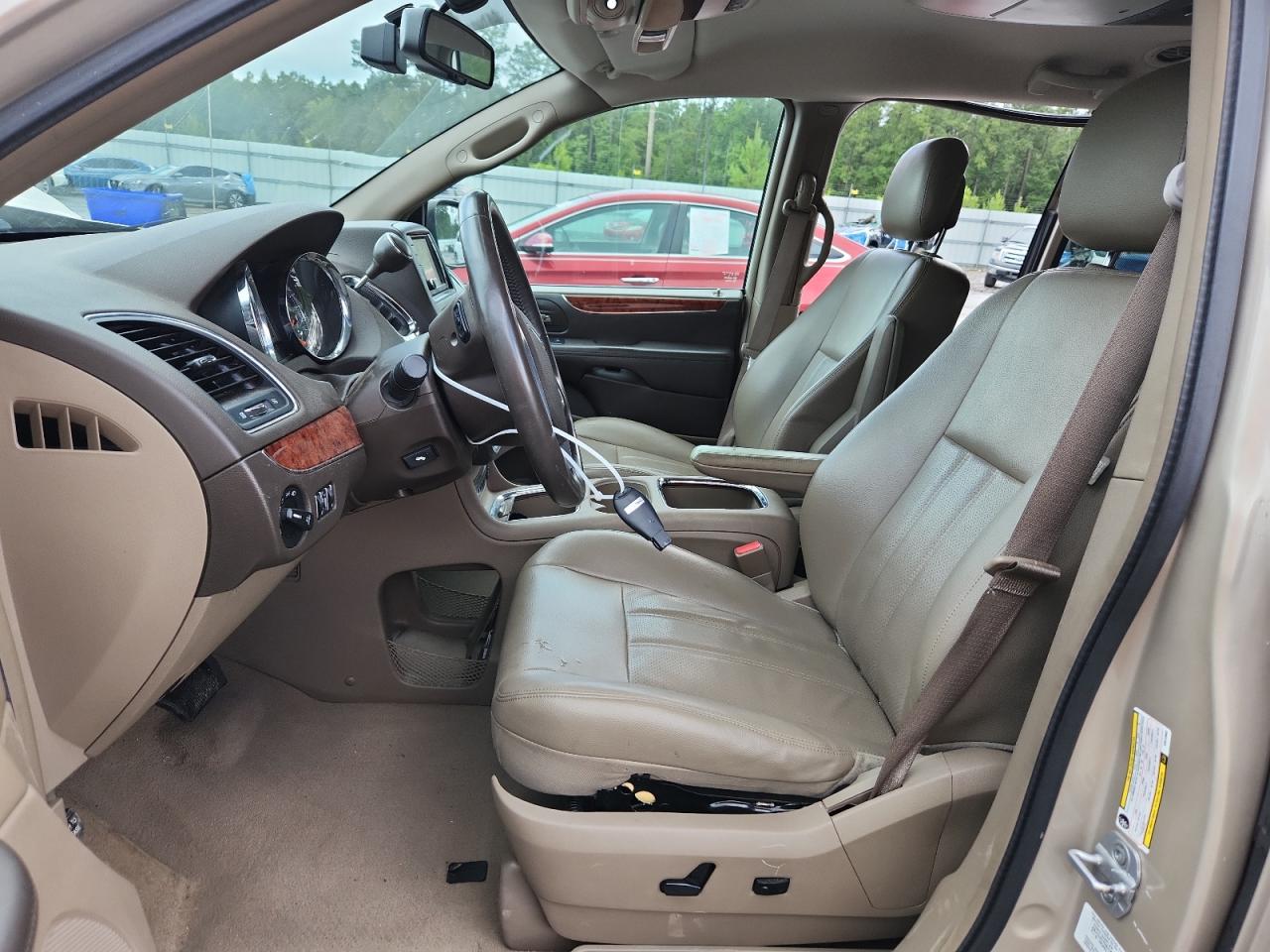 2012 Chrysler Town & Country Touring L VIN: 2C4RC1CG0CR413883 Lot: 64775895