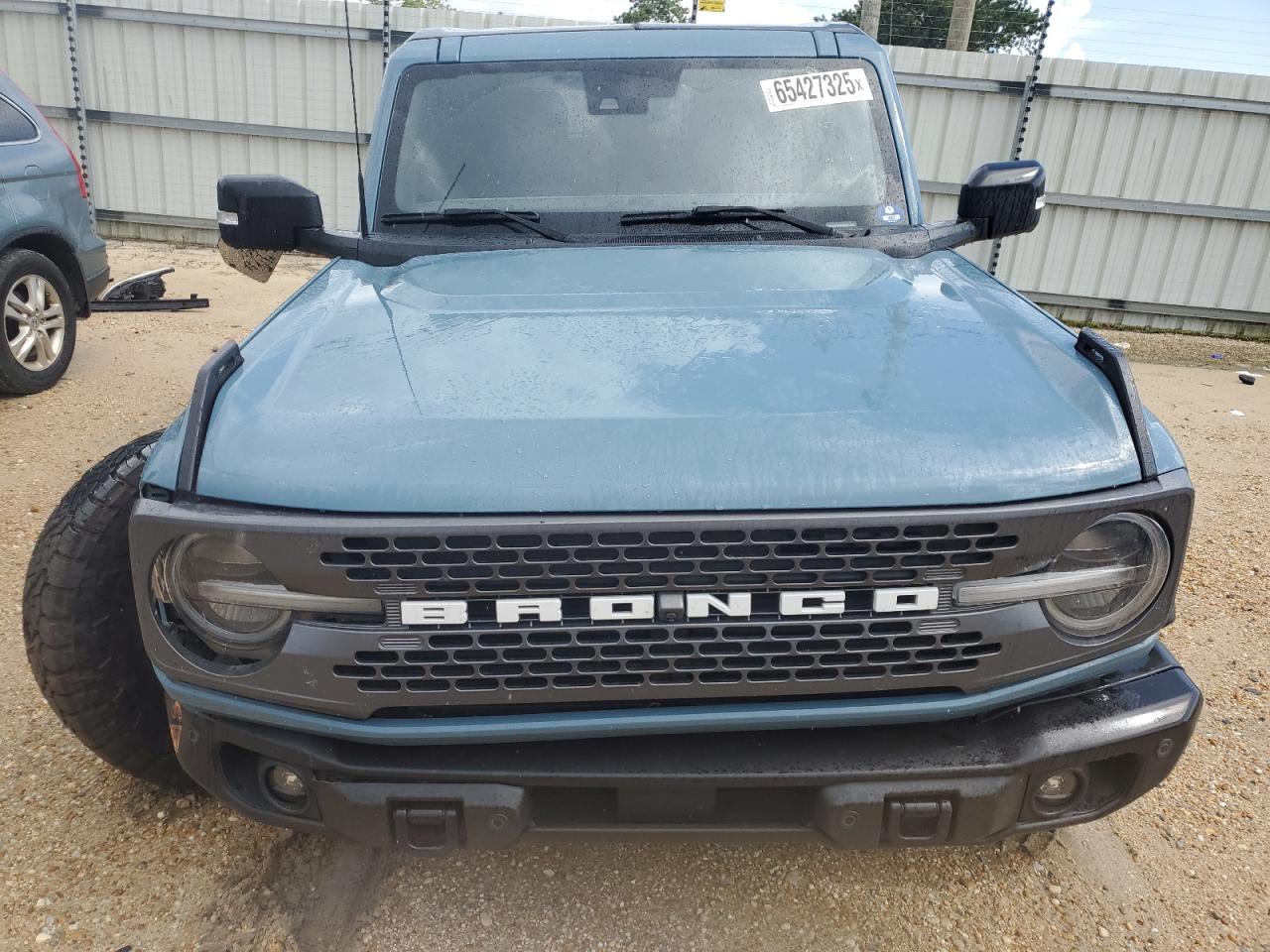 2022 Ford Bronco Base VIN: 1FMEE5DP5NLB84025 Lot: 65427325