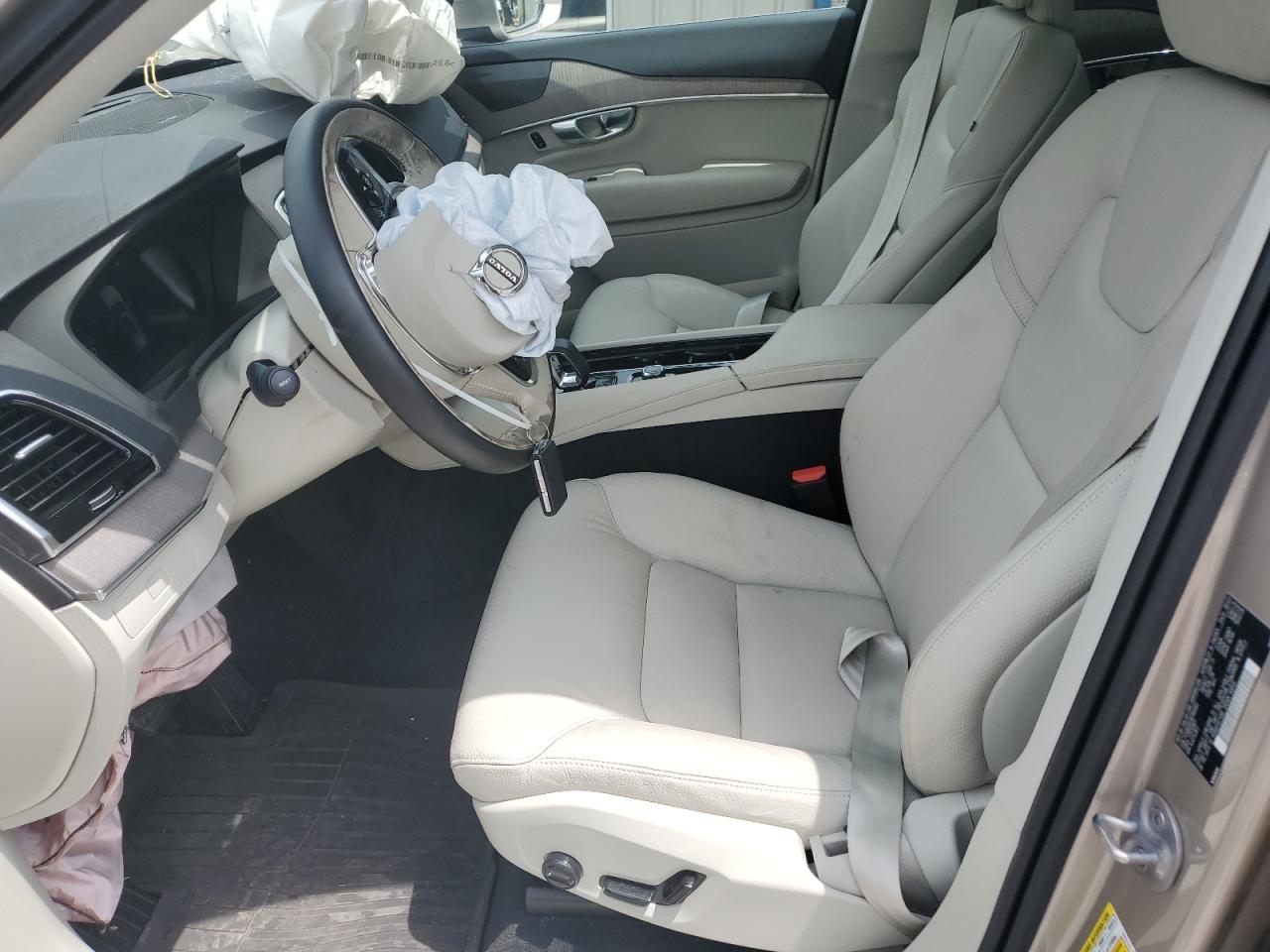 2024 Volvo Xc90 Plus VIN: YV4062PE3R1160082 Lot: 65347915