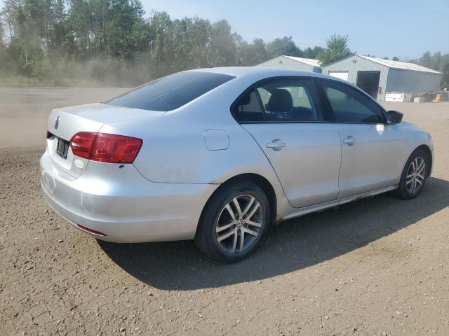 2011 VOLKSWAGEN JETTA BASE  