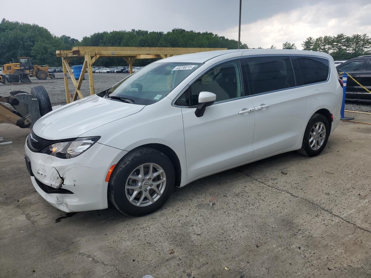 2022 Chrysler Voyager Lx