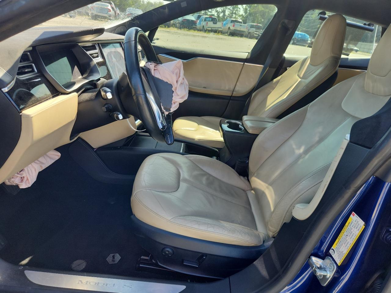 2015 Tesla Model S 70D VIN: 5YJSA1S2XFF094697 Lot: 65419765