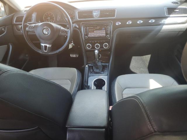  VOLKSWAGEN PASSAT 2014 Szary