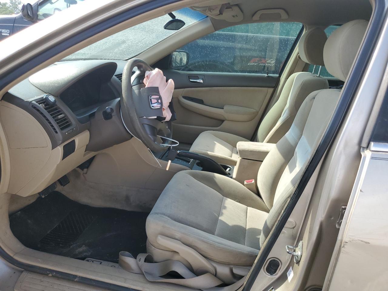 2004 Honda Accord Lx VIN: 1HGCM56354A157976 Lot: 63670215