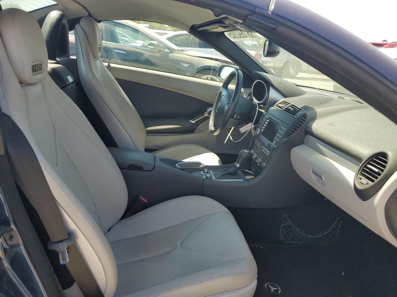 2006 Mercedes-Benz Slk 350 VIN: WDBWK56F76F117947 Lot: 66769205