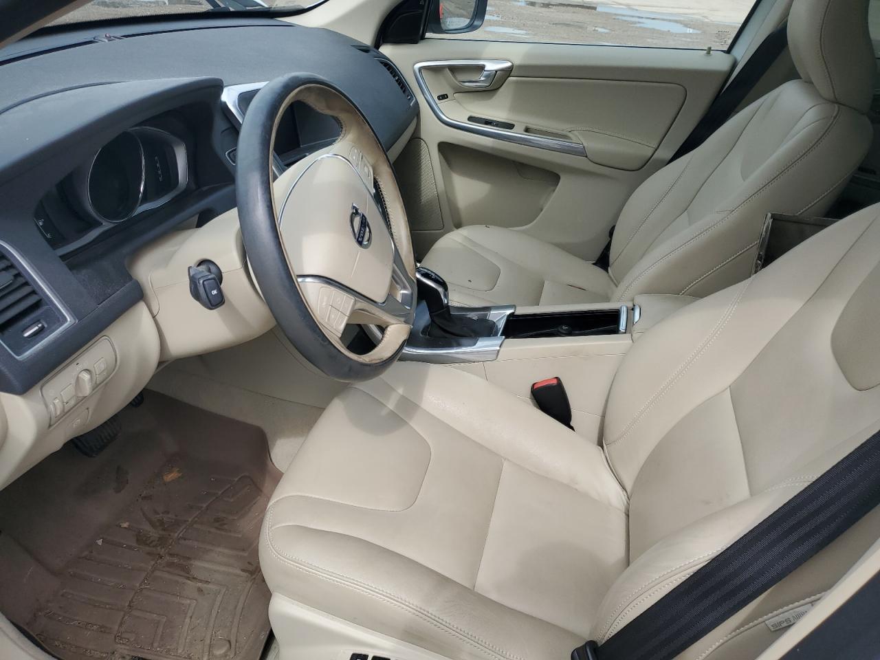2016 Volvo Xc60 T5 Premier VIN: YV440MDK8G2836977 Lot: 65145655