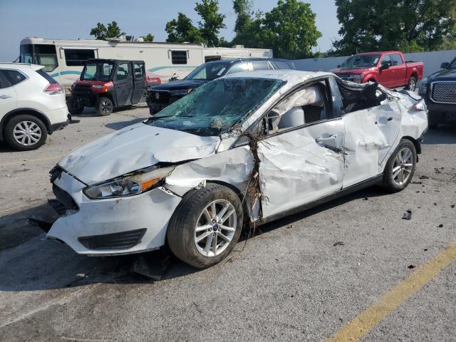 Sedans FORD FOCUS 2016 Biały