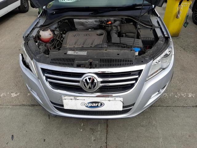 2011 VOLKSWAGEN TIGUAN MAT