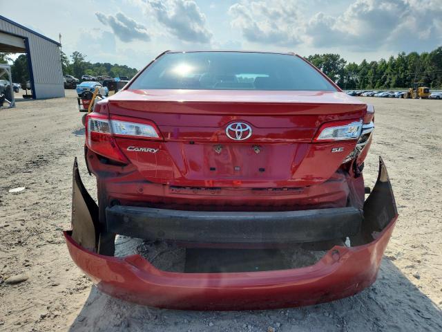  TOYOTA CAMRY 2014 Czerwony