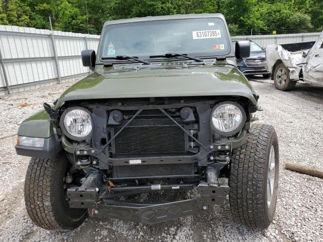  JEEP WRANGLER 2022 Зеленый
