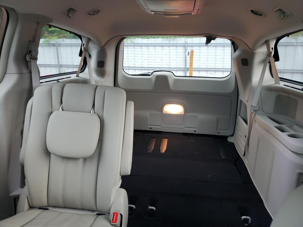 2015 Chrysler Town & Country Touring VIN: 2C4RC1BG3FR646355 Lot: 64643185