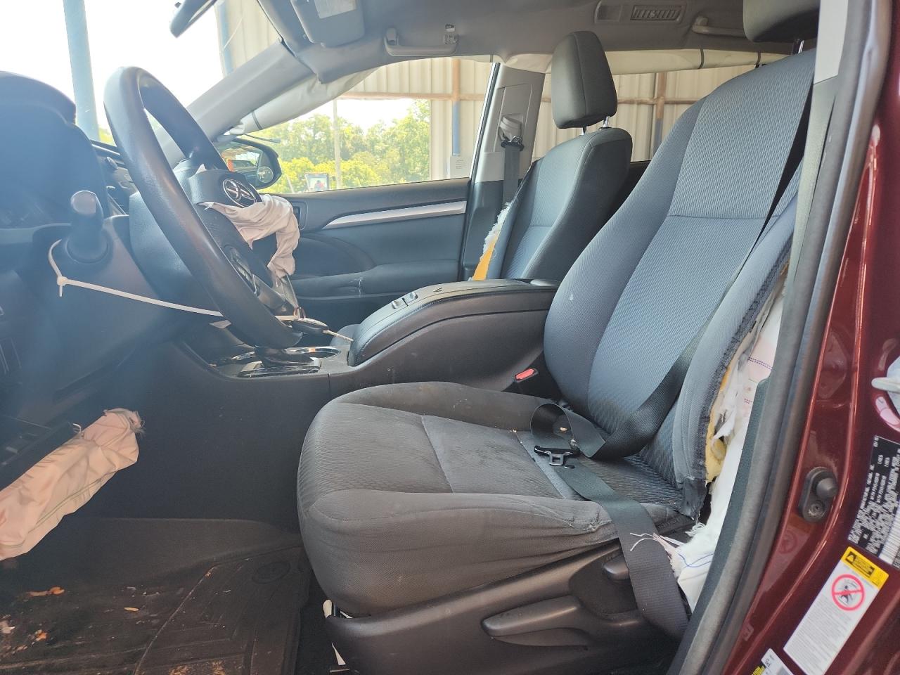 2015 Toyota Highlander Le VIN: 5TDZKRFH1FS075671 Lot: 63436835