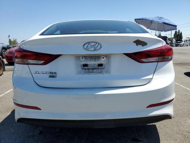  HYUNDAI ELANTRA 2018 Biały
