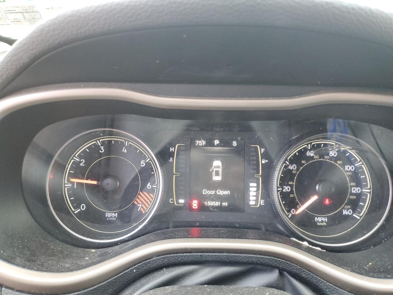 2014 Jeep Cherokee Latitude VIN: 1C4PJMCB5EW186087 Lot: 64862715