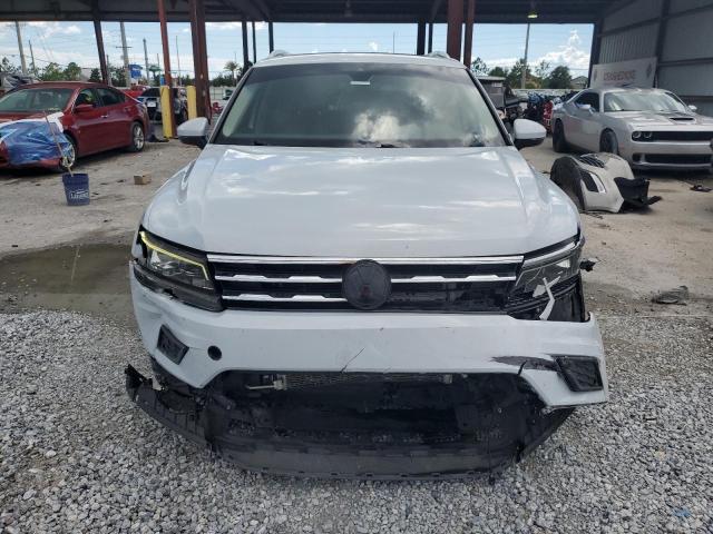  VOLKSWAGEN TIGUAN 2018 Szary