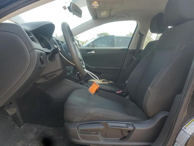  VOLKSWAGEN JETTA 2015 Czarny