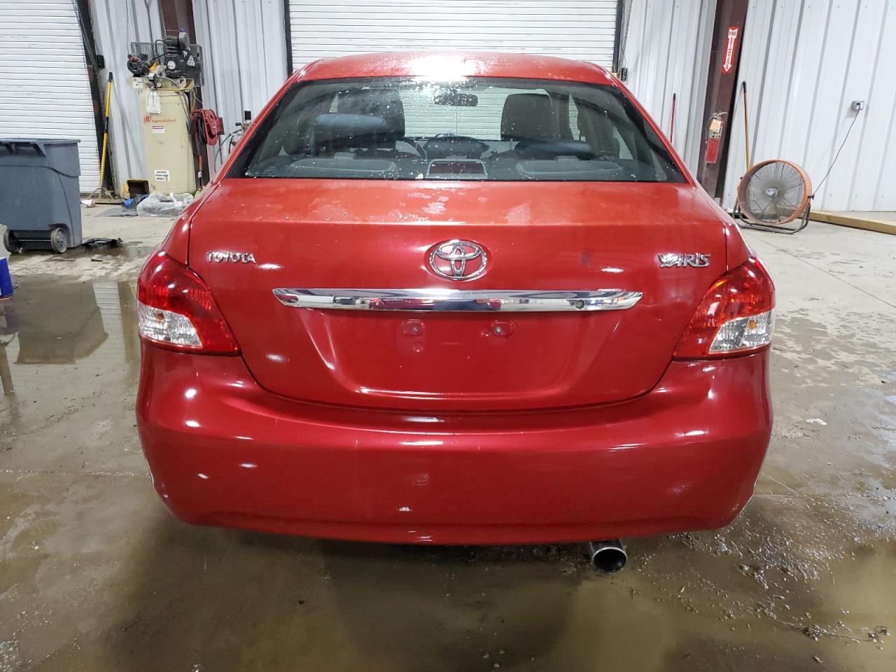 2009 Toyota Yaris VIN: JTDBT903991335117 Lot: 63685095