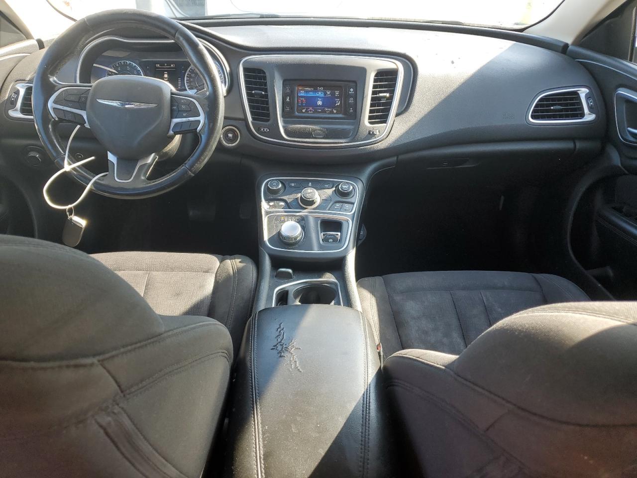 2015 Chrysler 200 Limited VIN: 1C3CCCAB0FN533651 Lot: 64434105