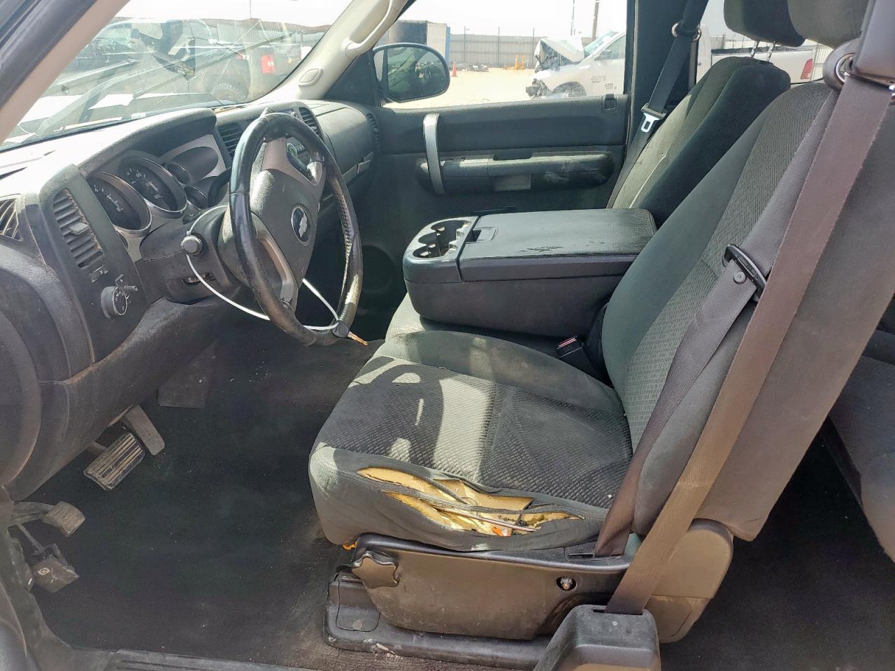 2008 Chevrolet Silverado C1500 VIN: 2GCEC19C181127372 Lot: 64523875