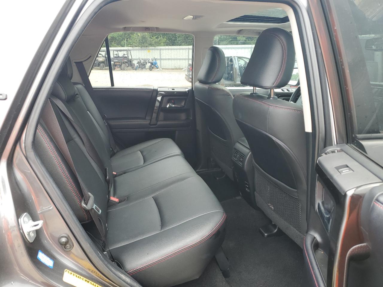 2019 Toyota 4Runner Sr5/Sr5 Premium VIN: JTEBU5JRXK5611386 Lot: 64598005