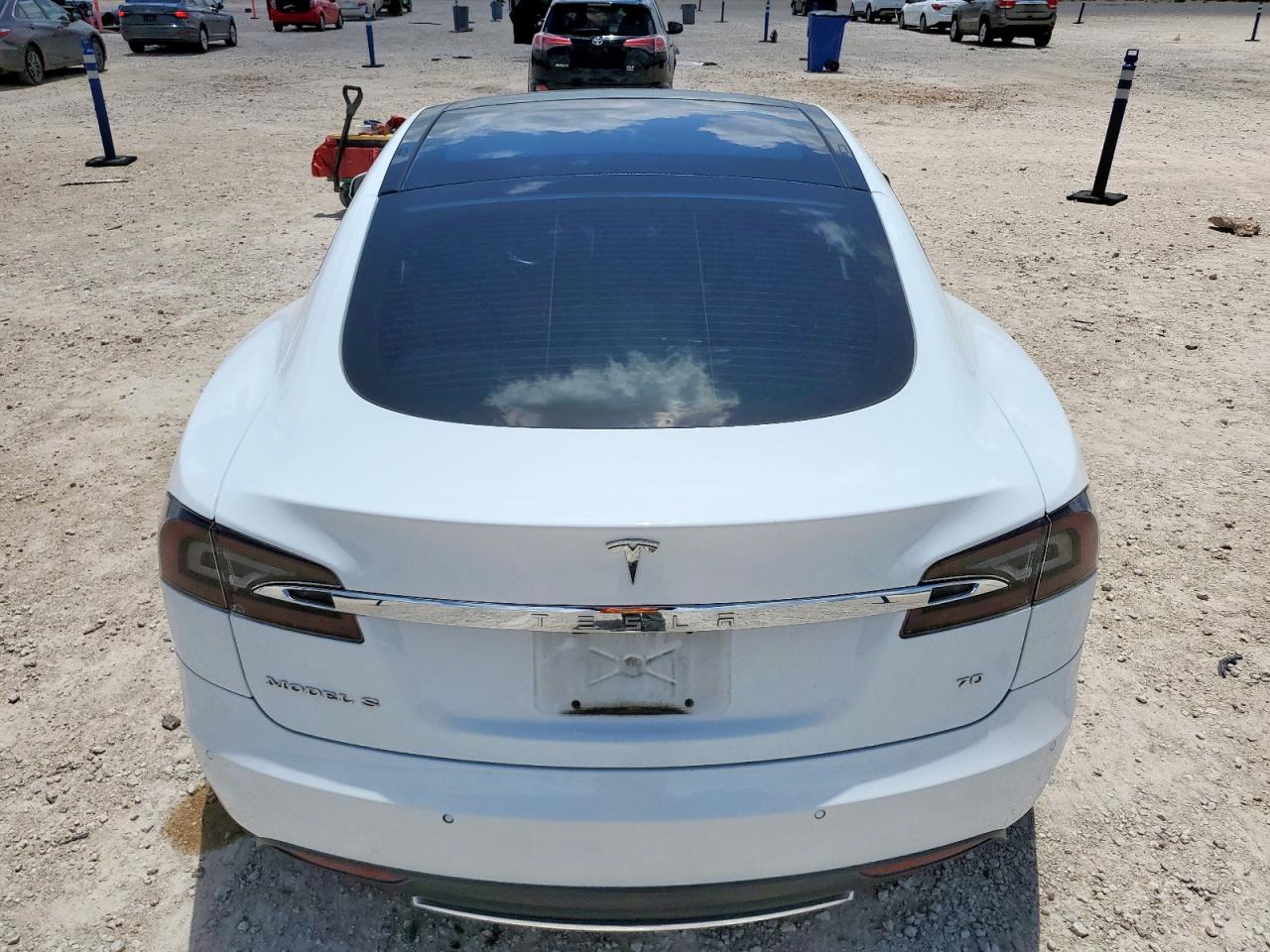 2015 Tesla Model S VIN: 5YJSA1E18FF114433 Lot: 64693325