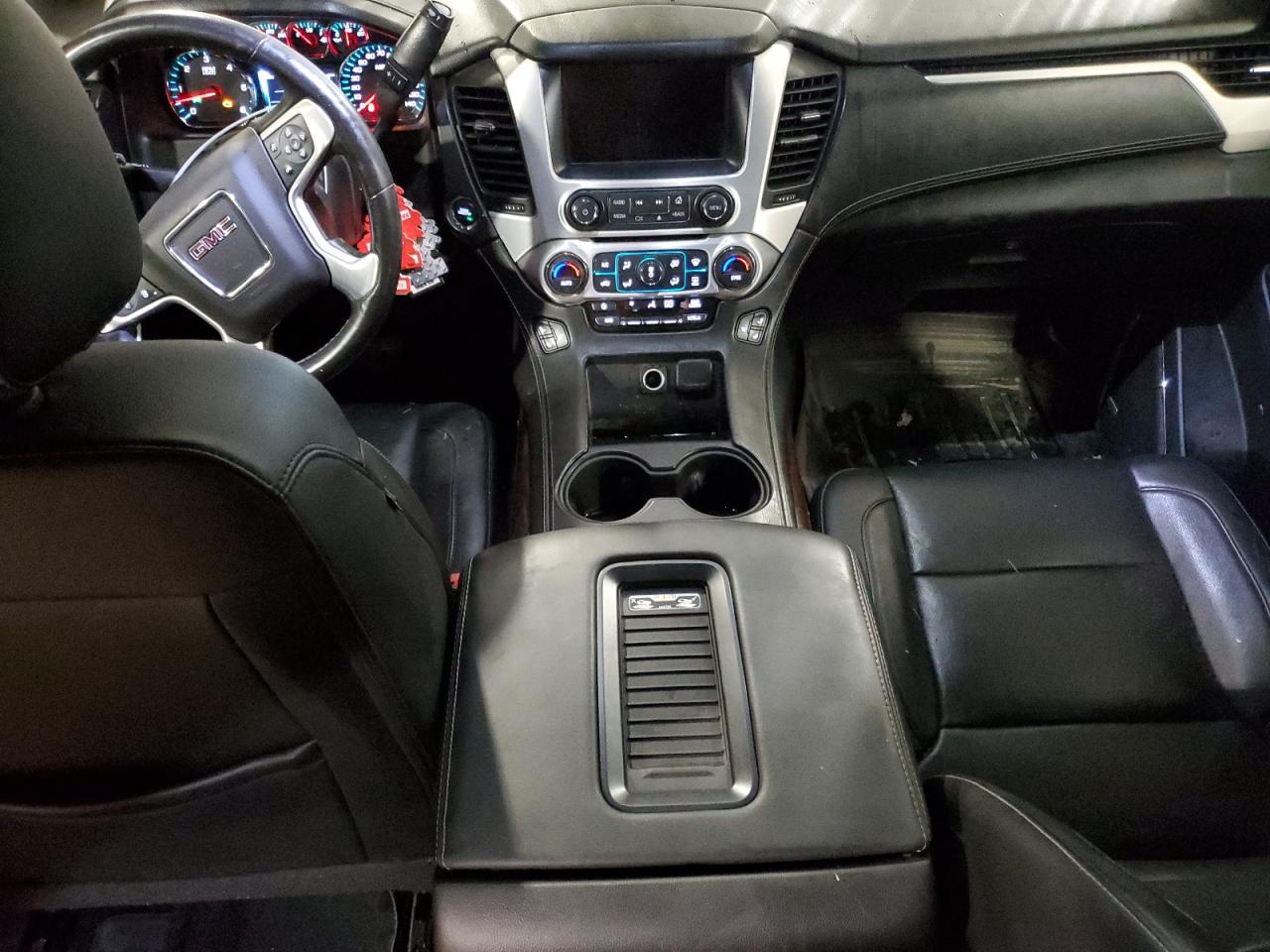 2017 GMC Yukon Xl K1500 Slt VIN: 1GKS2GKC9HR110902 Lot: 64980105