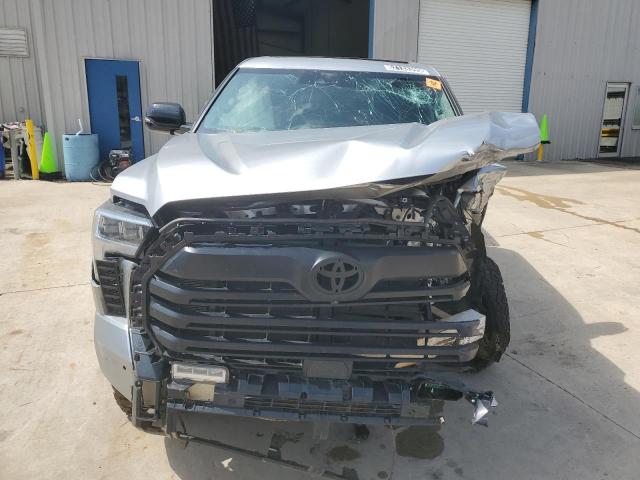  TOYOTA TUNDRA 2024 Сріблястий