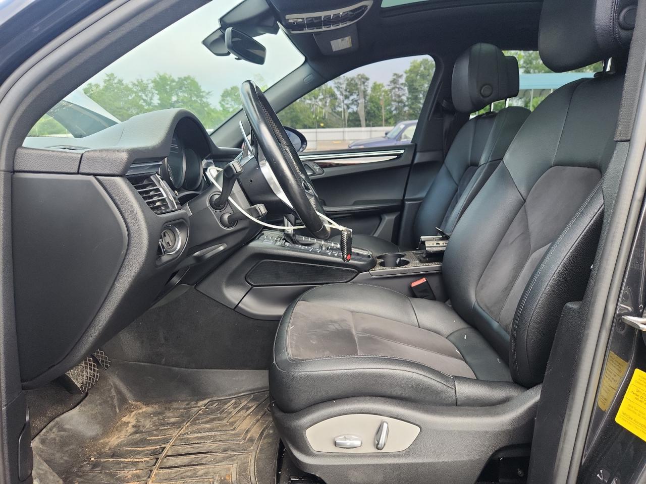 2019 Porsche Macan VIN: WP1AA2A51KLB07498 Lot: 63917095