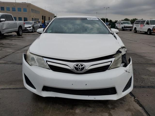  TOYOTA CAMRY 2014 Biały